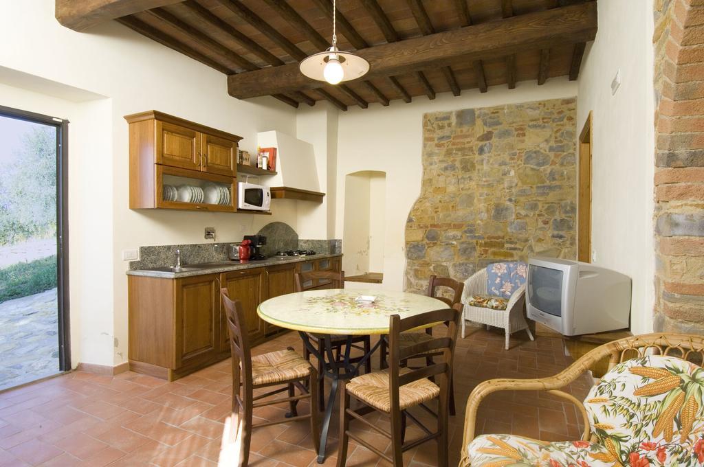 Agriturismo Campo Lungo San Donato in Poggio Cameră foto