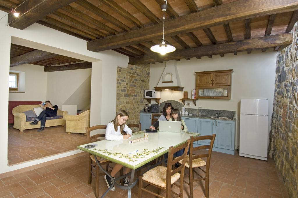 Agriturismo Campo Lungo San Donato in Poggio Cameră foto